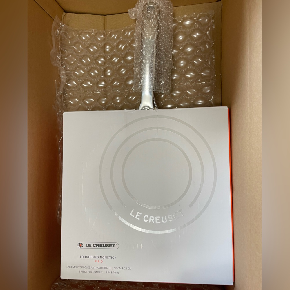 New- Le Creuset 2-Piece Toughened Nonstick
PRO Fry Pans  8 & 10 inch